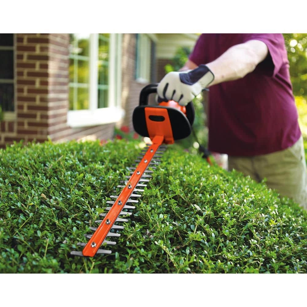 Brand new ๐คฉ BLACK+DECKER 3.3 Amp Corded Electric Hedge Hog Trimmer ๐งจ - Image 2