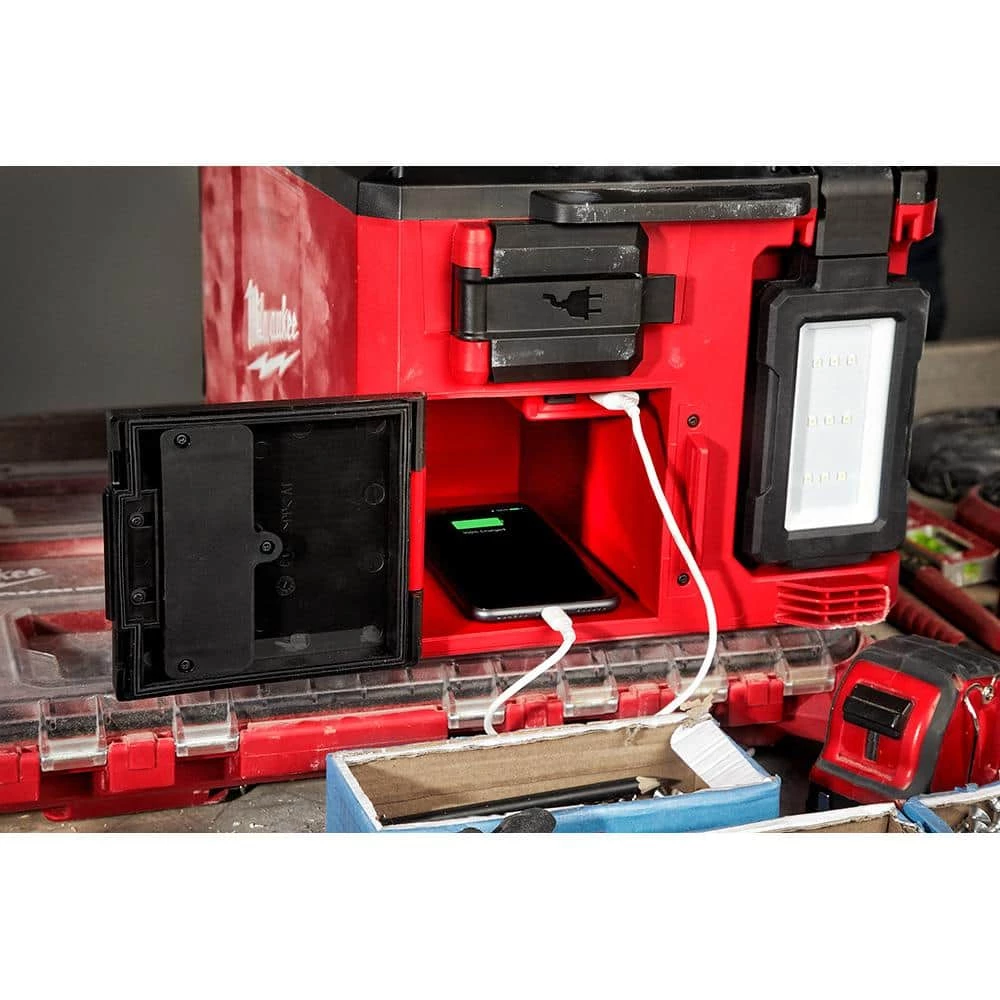 Best Sale ๐ Milwaukee M18 18-Volt Lithium-Ion Cordless PACKOUT 3000 Lumens LED Light with Built-In Charger with (1) 5.0 Ah Battery ๐ - Image 9